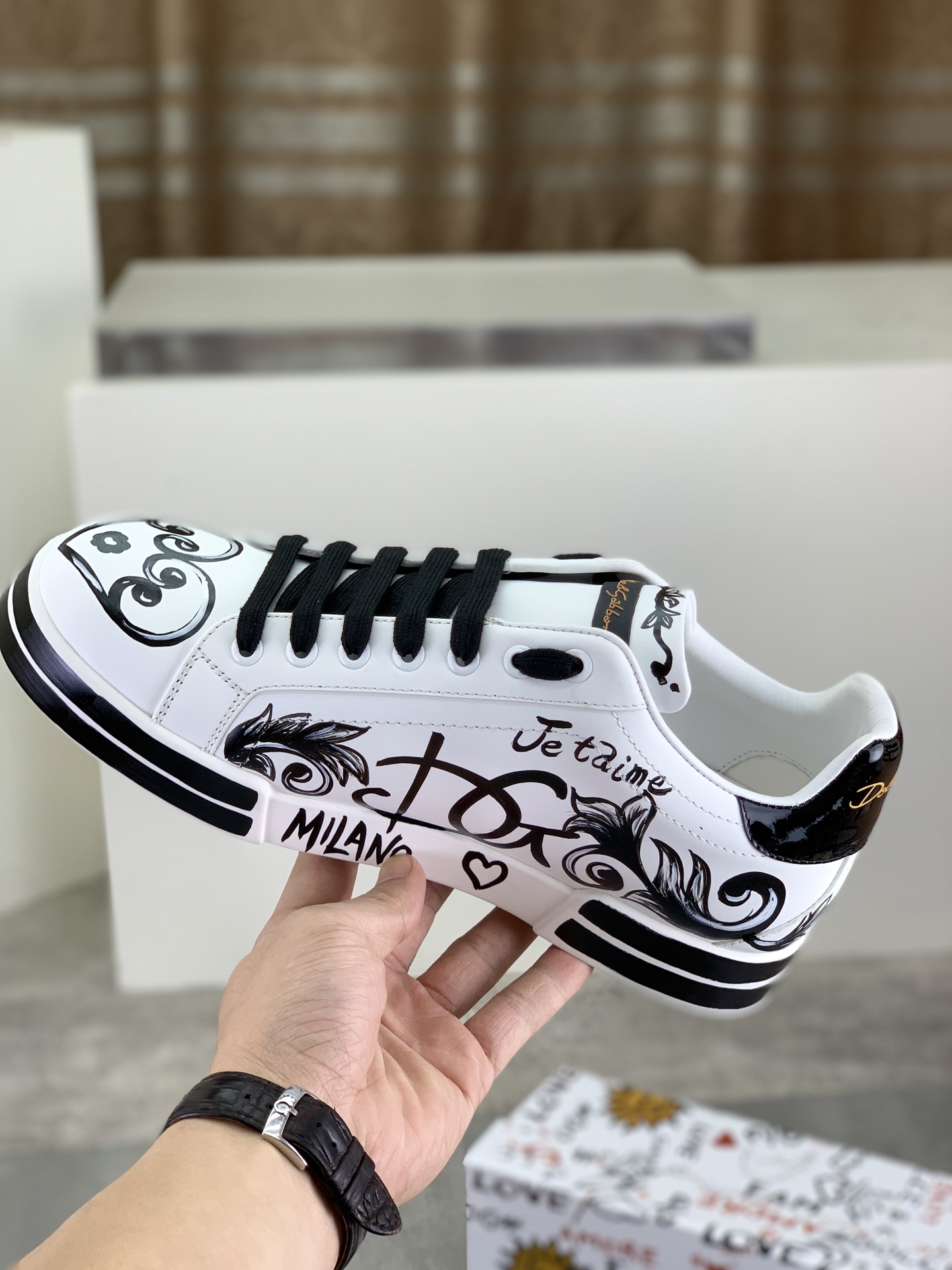 olce & Gabbana shoe